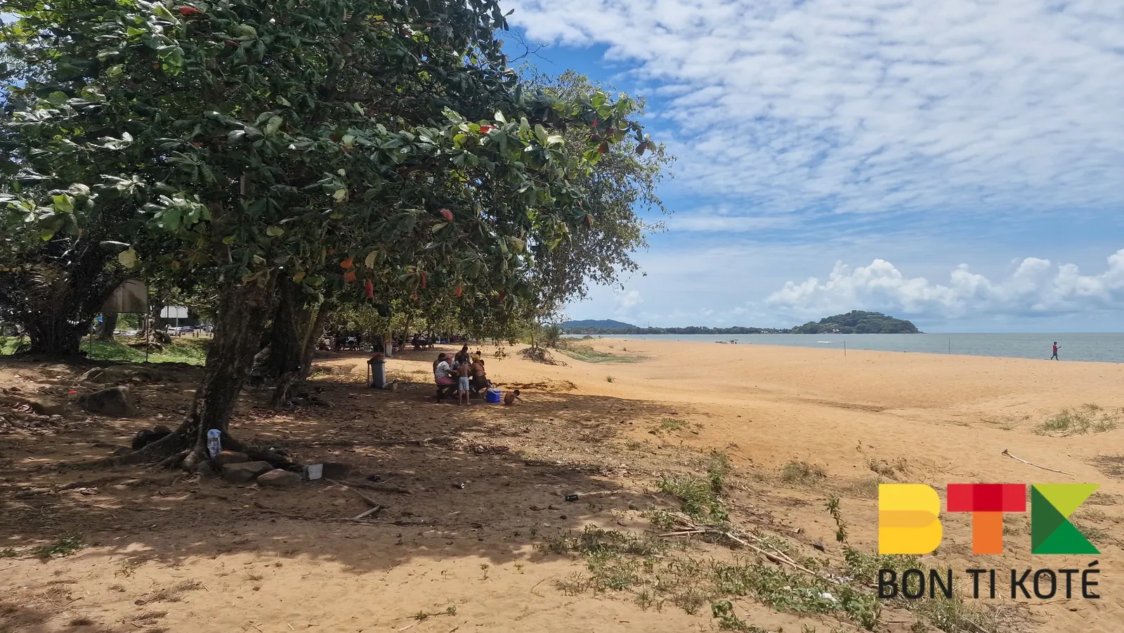 Focus sur la Plage de Gosselin, Remire-Montjoly — photo 1