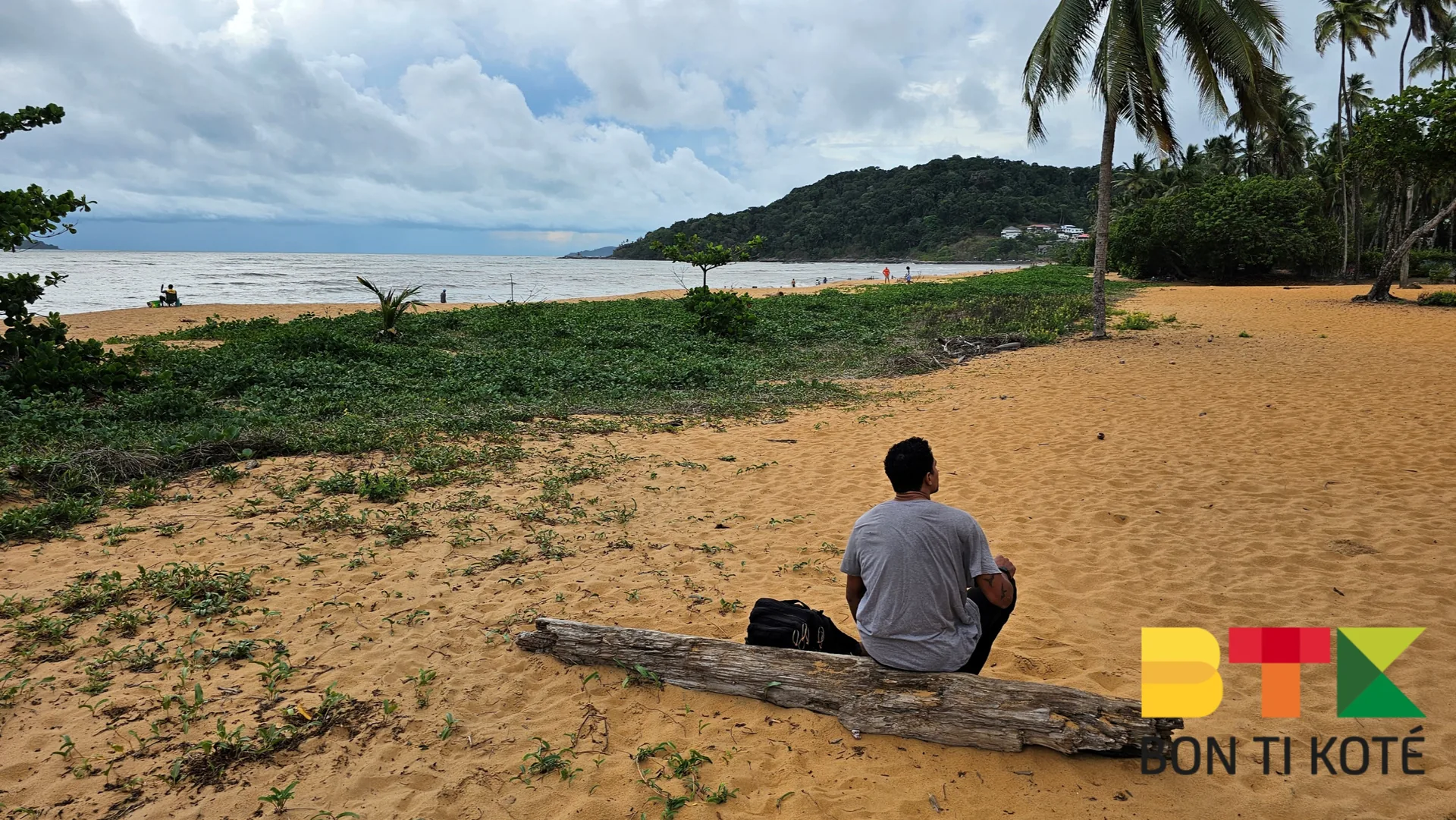 La plage de Montabo à Cayenne