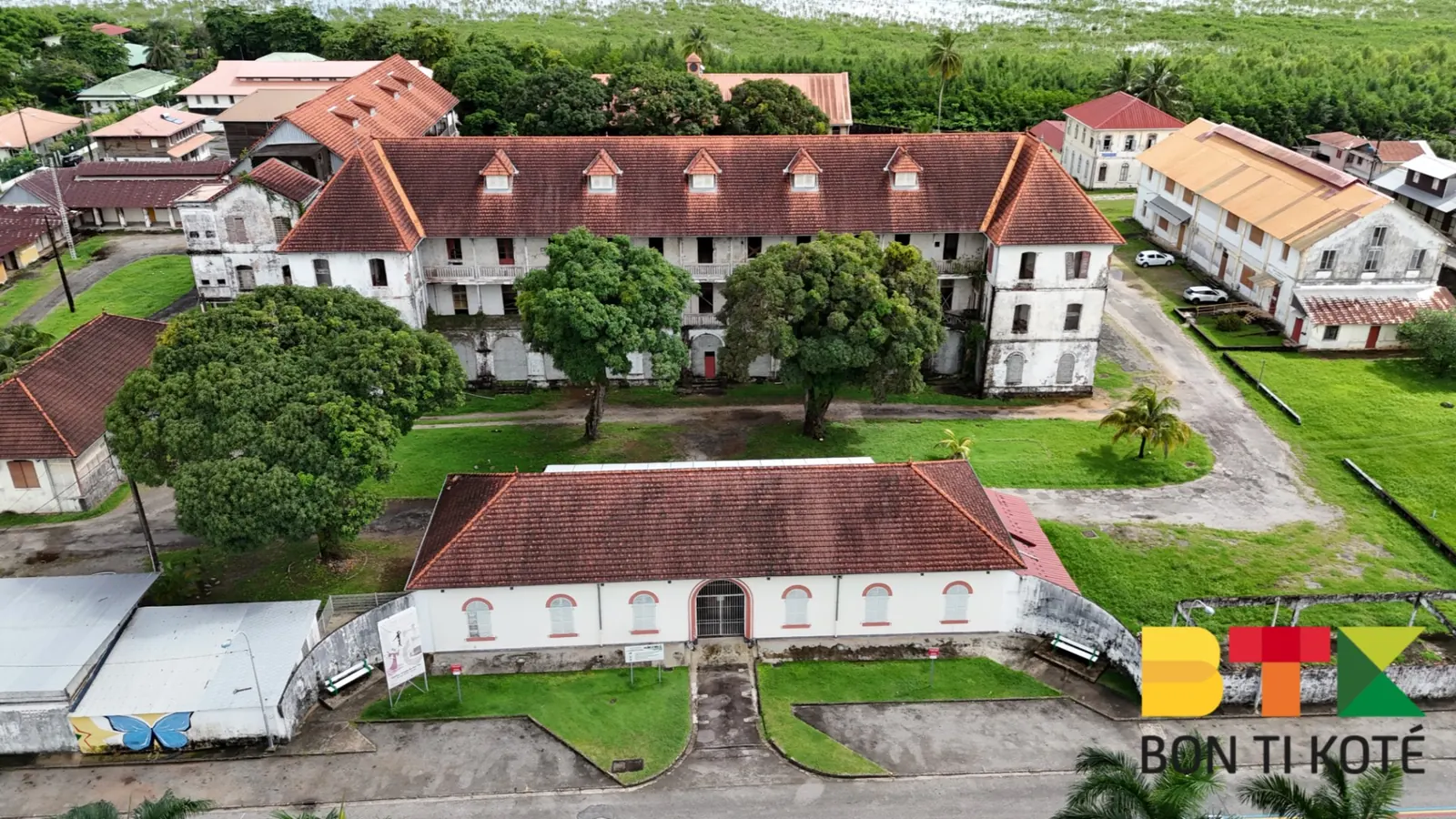 L'ancien Hôpital Jean Martial en Guyane, Cayenne — photo 1