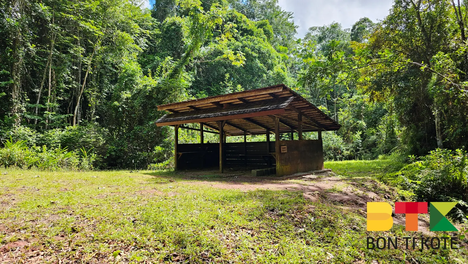 Le Sentier de la Montagne des Singes à Kourou, Kourou — photo 1