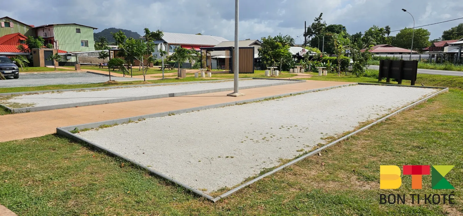 Square Sinaï à Montjoly, Guyane : Un Lieu de Rencontre et d’Hommage, Remire-Montjoly — photo 4